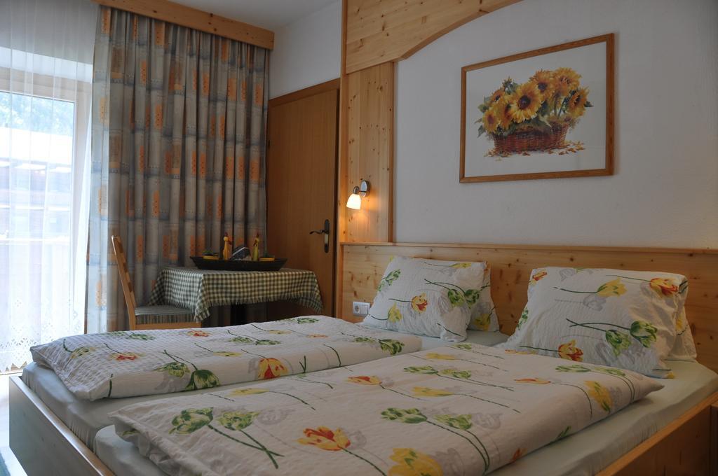 Appartements Pfausler Oetz Dış mekan fotoğraf