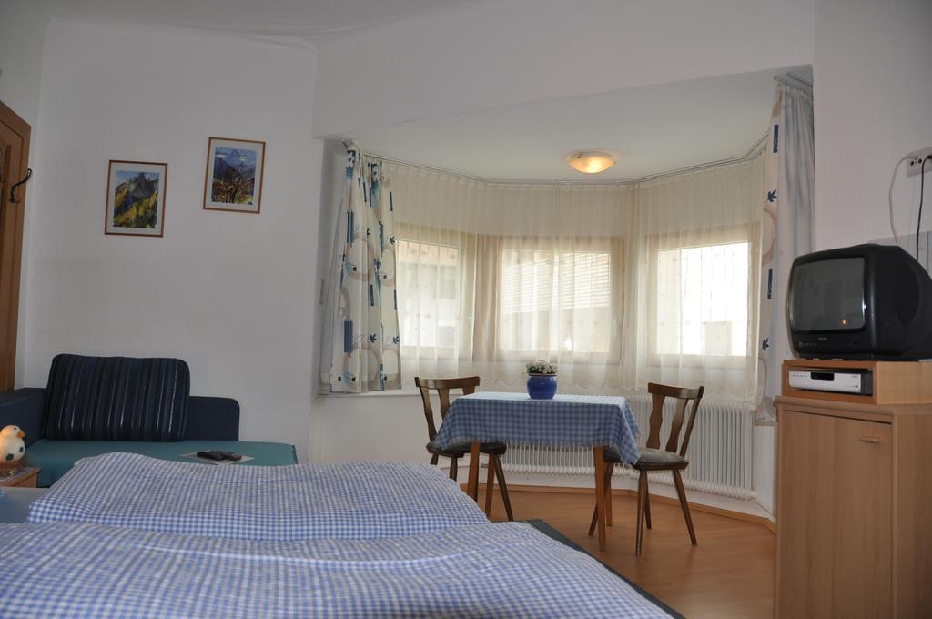 Appartements Pfausler Oetz Dış mekan fotoğraf